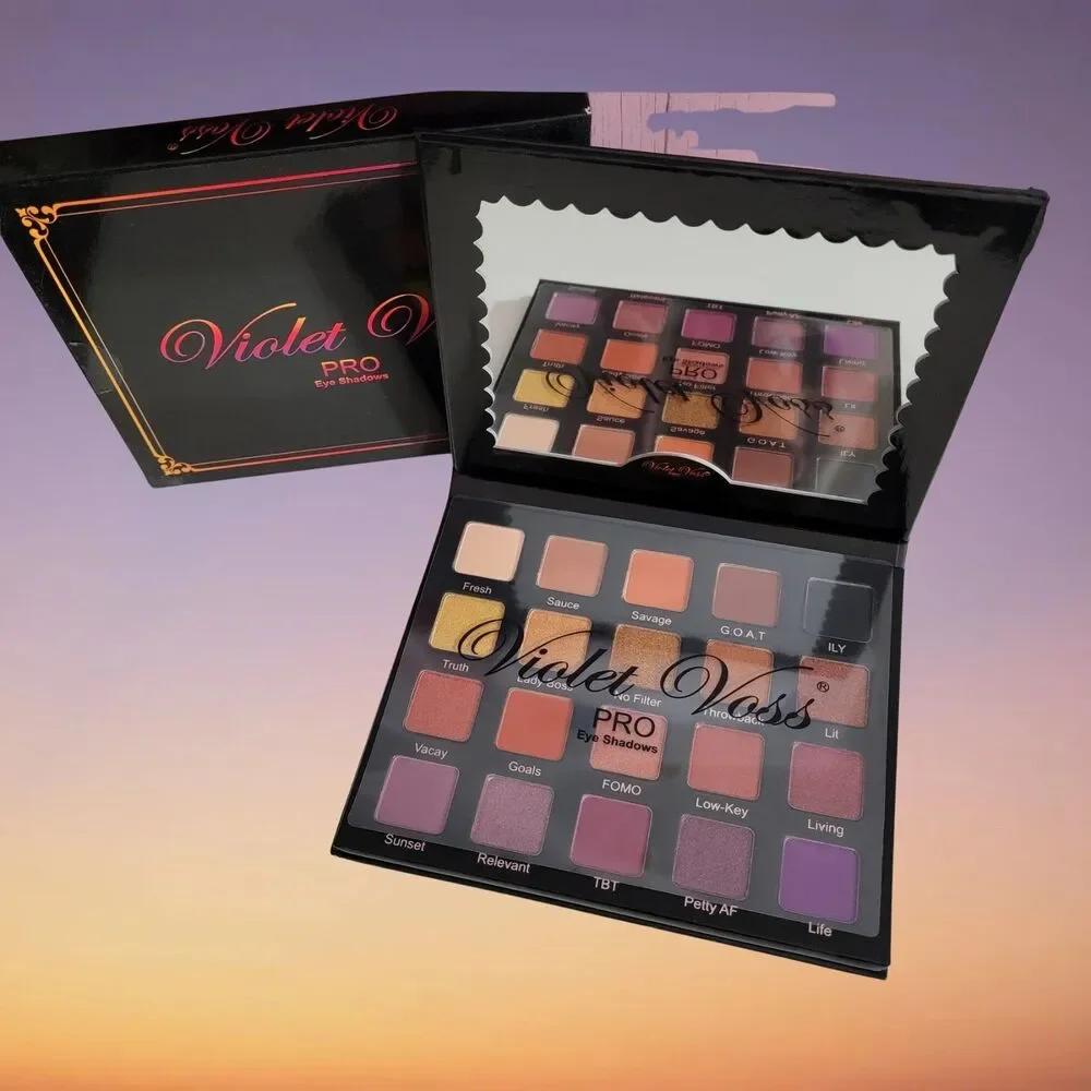 Violet Voss Pro Eyeshadows Hashtag # Palette New in Box